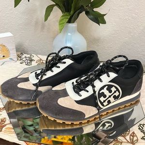 TORY BURCH
Annie Nylon Runner - Trainers - Perfect
Black / Lavagna